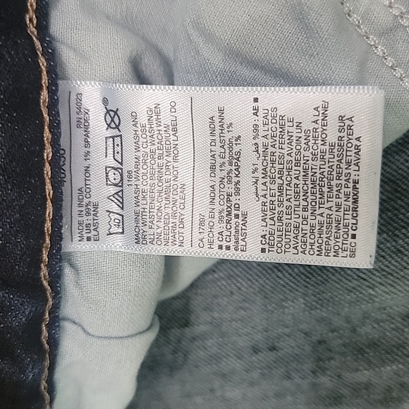 Old Navy Men's Loose Built-In Flex Jeans Size 42 x 30 - Picture 5 of 10